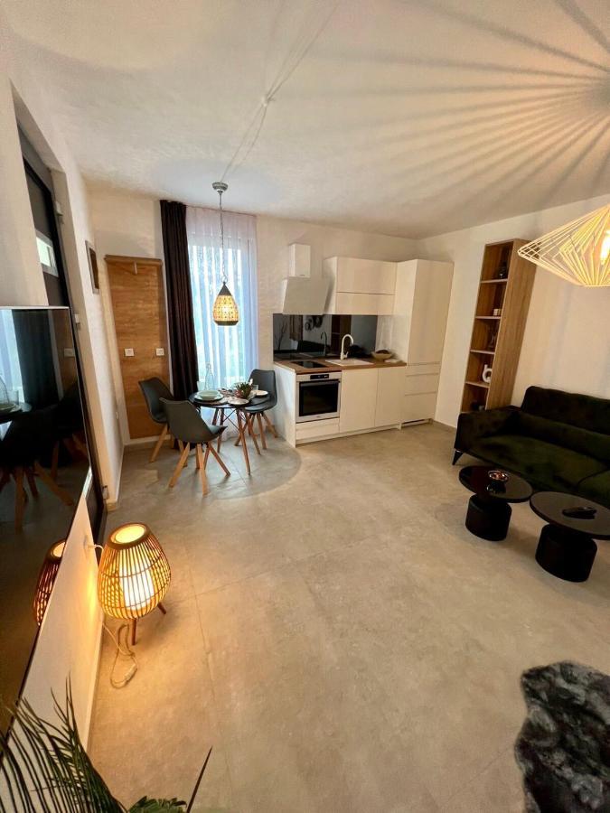 Apartmani Cube A メドゥリン エクステリア 写真